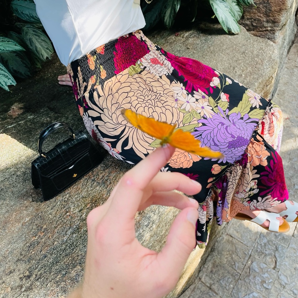 Beautiful floral peasant skirt